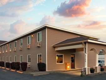 Super 8 By Wyndham Hotel 2*